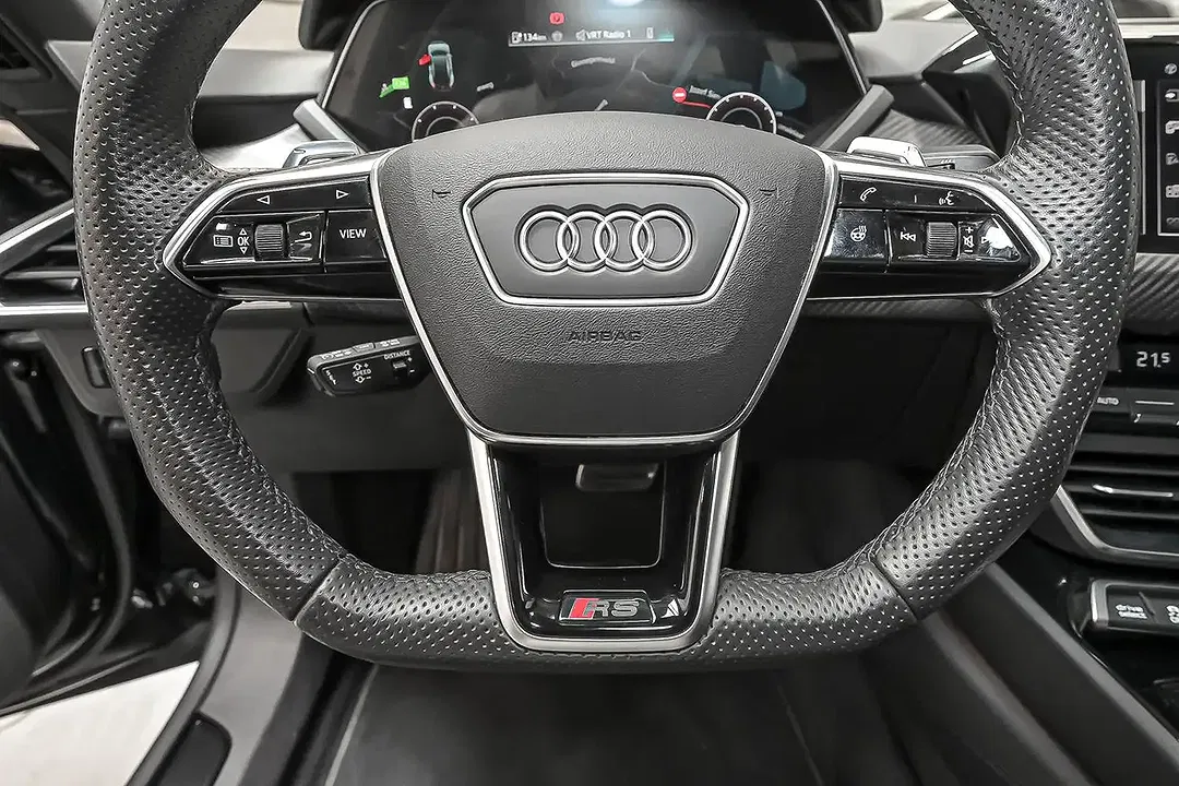 Audi RS e-tron GT - Thumbnail 14