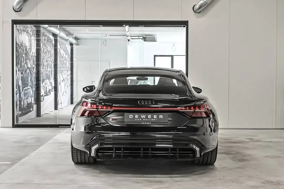 Audi RS e-tron GT - Thumbnail 5