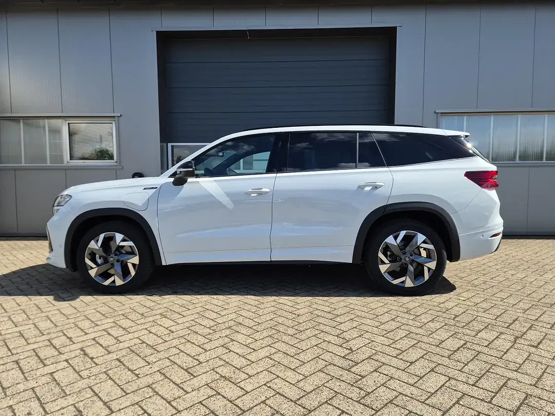 Skoda Kodiaq 1.5 TSI PHEV DSG Sportline - Thumbnail 3