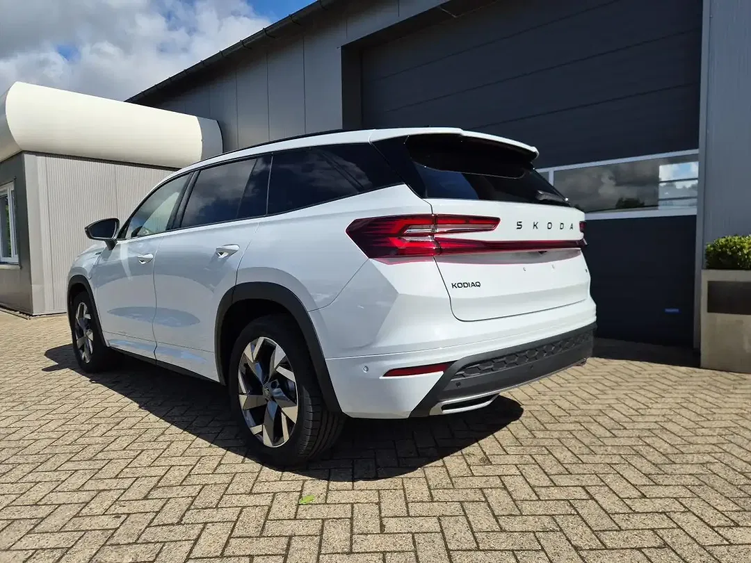 Skoda Kodiaq 1.5 TSI PHEV DSG Sportline - Thumbnail 4
