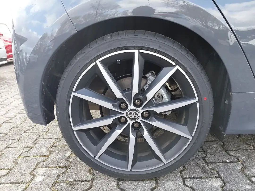 Toyota Yaris 1.5 VVT-i Hybrid GR Sport - foto 15