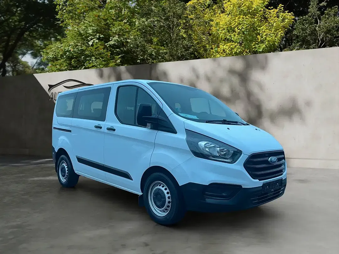 Ford Transit Custom - foto 1