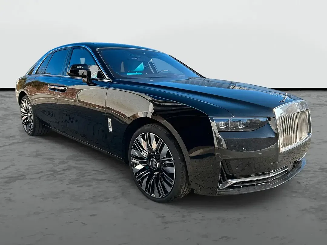 Rolls-Royce Ghost - foto 1