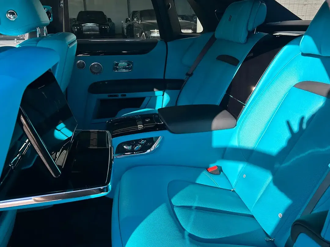 Rolls-Royce Ghost - Thumbnail 12