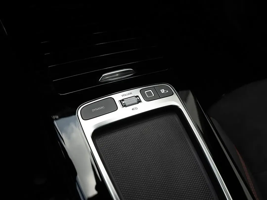Mercedes-Benz CLA 250 - foto 14