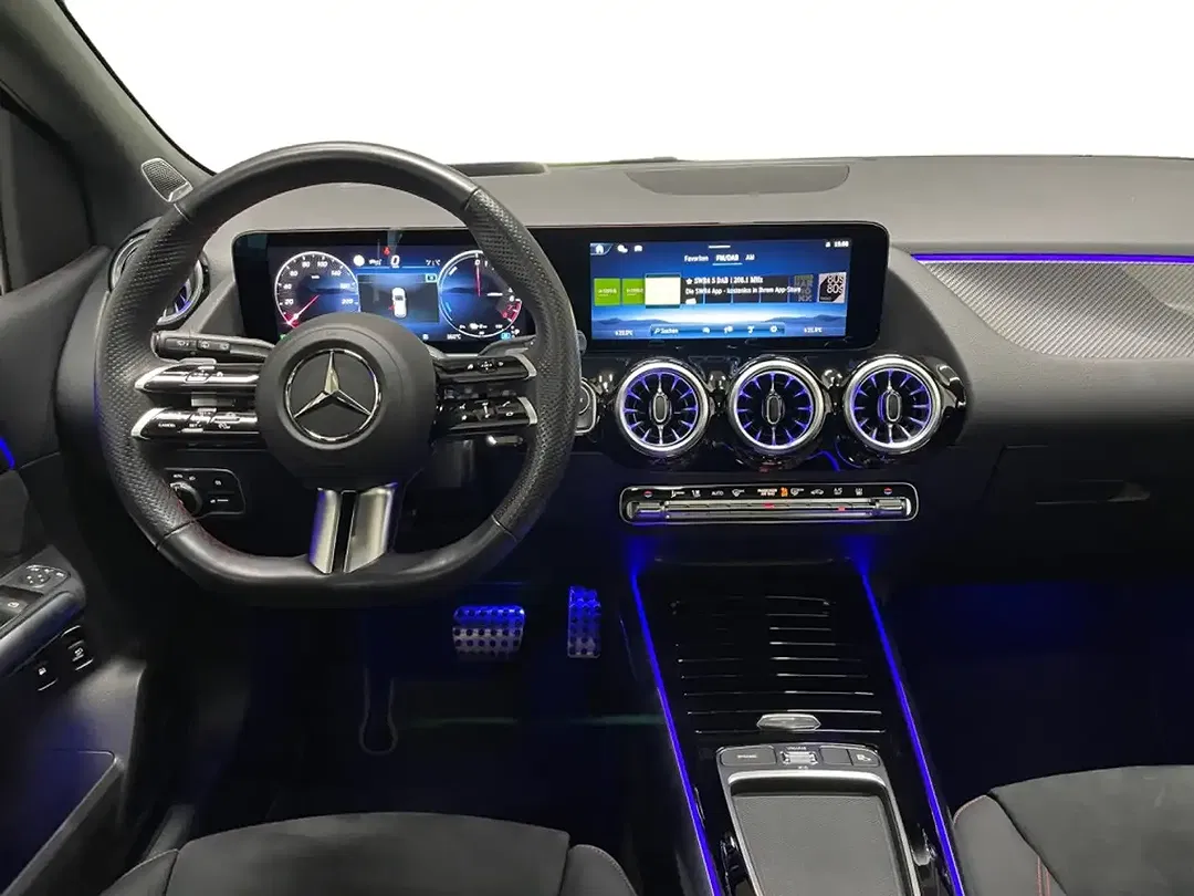 Mercedes-Benz B 250 AMG MBUX Burmester - Thumbnail 4