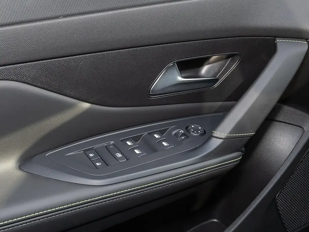 Peugeot 308 136 AUT GT - Thumbnail 5