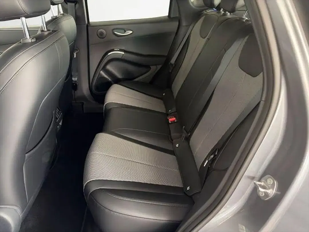 BYD Dolphin G DM-i Comfort - Thumbnail 10