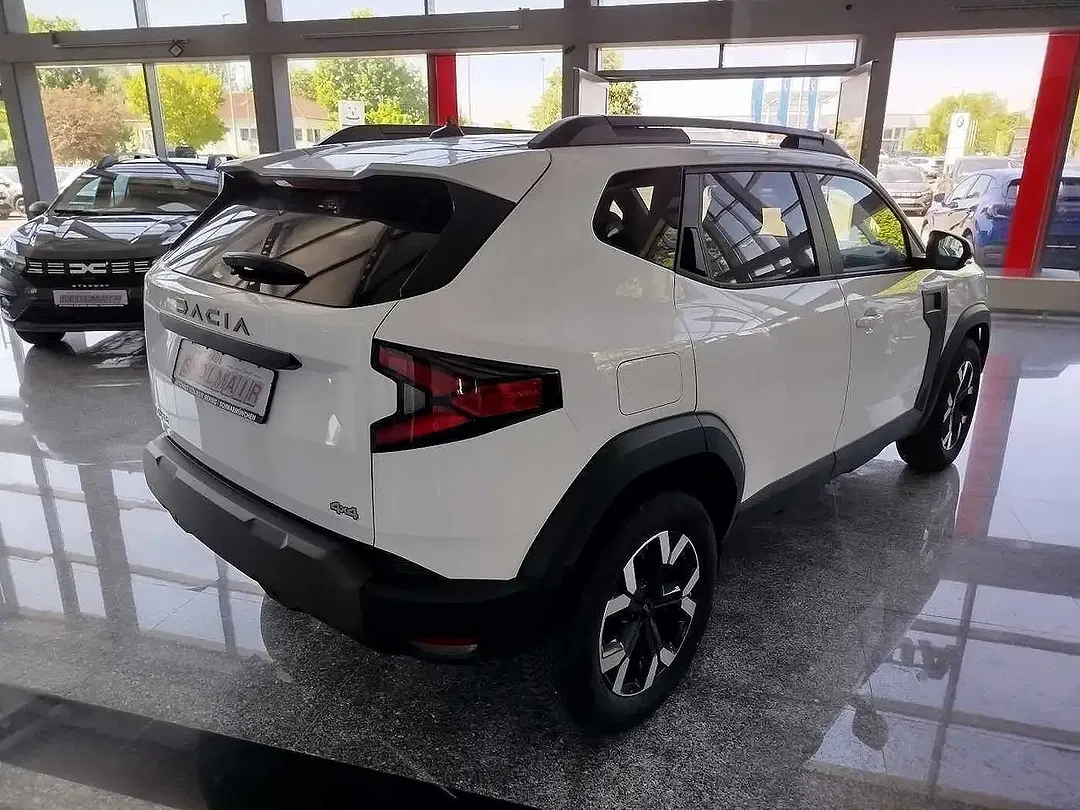 Dacia Duster TCe 4x4 Extreme Plus - Thumbnail 4
