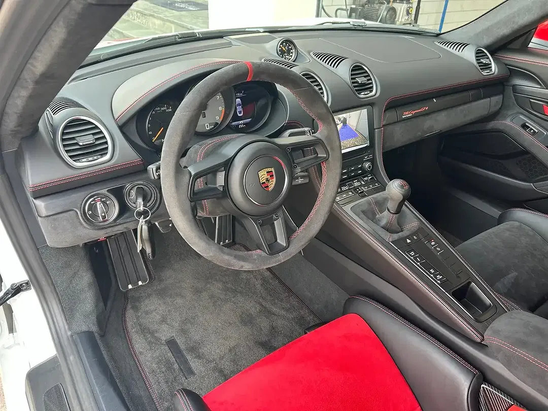 Porsche Cayman - Thumbnail 14