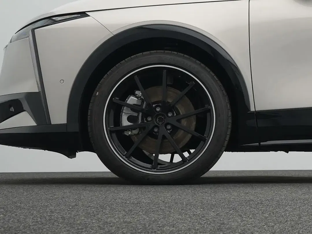 DS Automobiles N°8 - Thumbnail 7