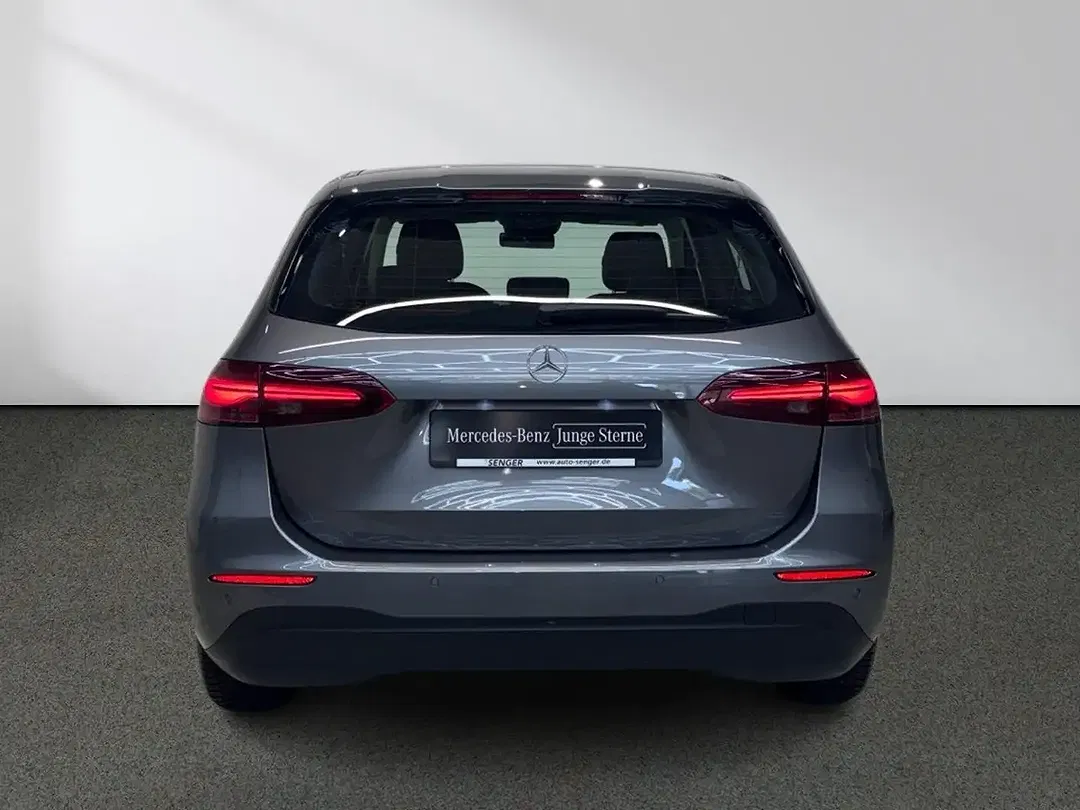 Mercedes-Benz B 180 - Thumbnail 5
