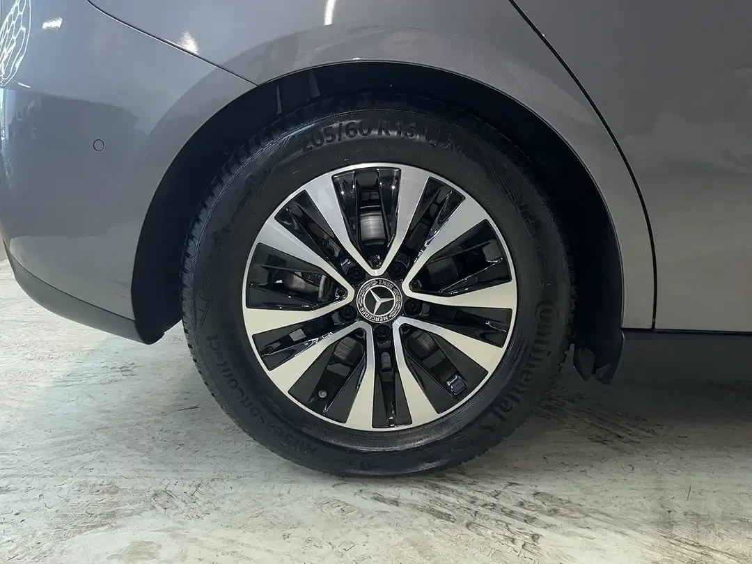 Mercedes-Benz B 180 - Thumbnail 7