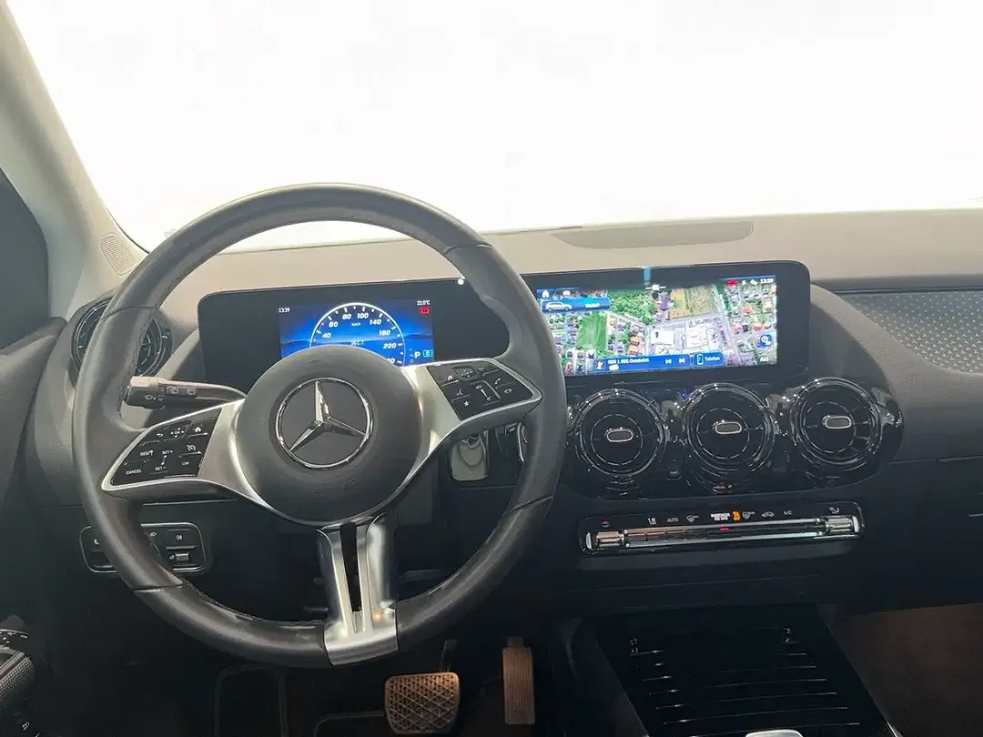 Mercedes-Benz B 180 - Thumbnail 8