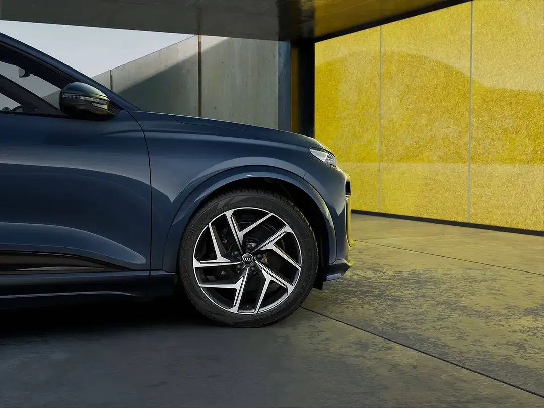 Audi SQ6 e-tron - Thumbnail 9