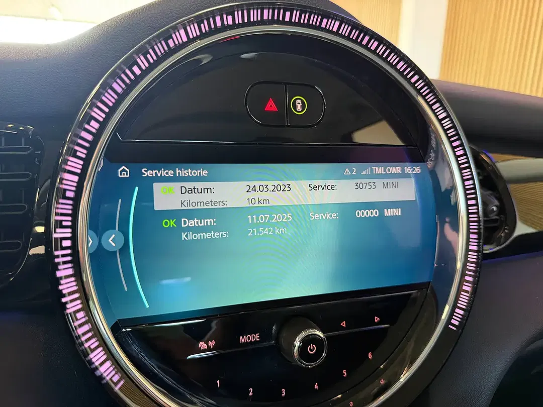 MINI Cooper 1.5 Classic Trim - Thumbnail 13