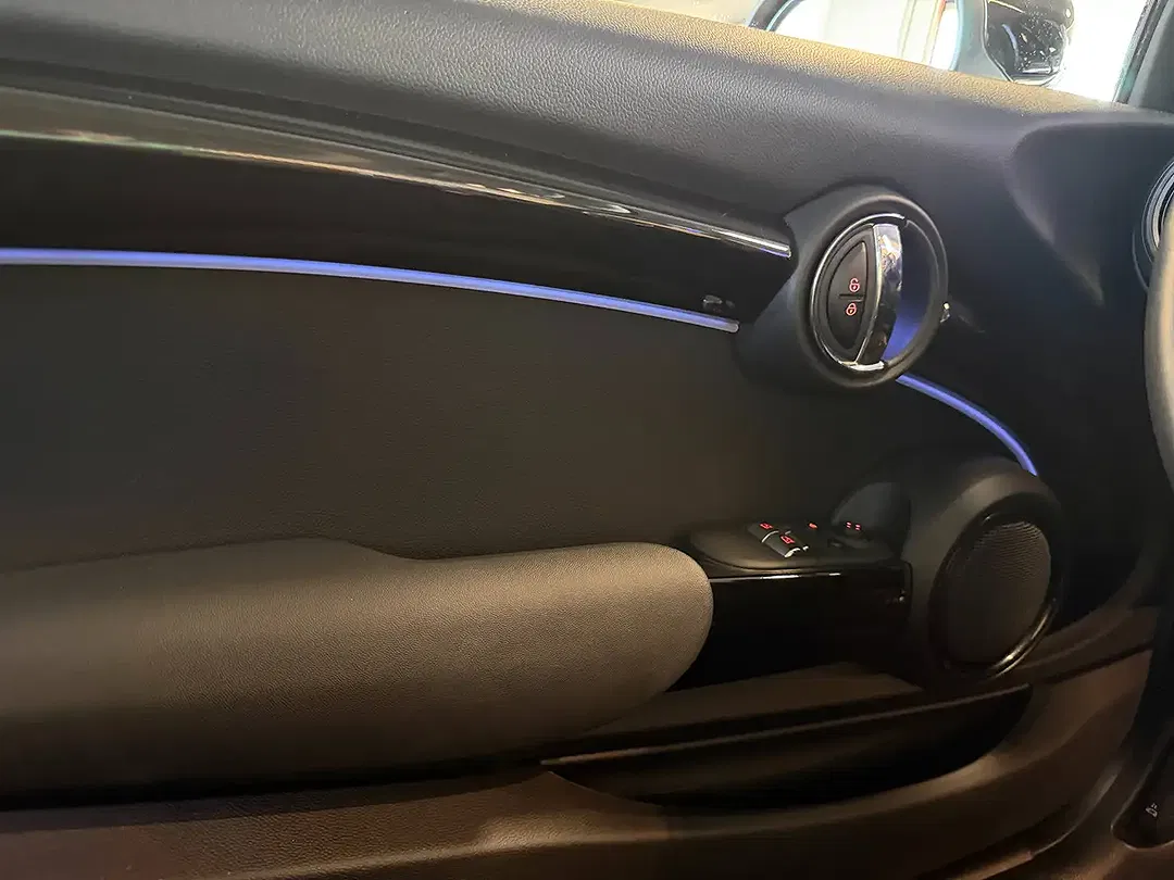 MINI Cooper 1.5 Classic Trim - Thumbnail 8