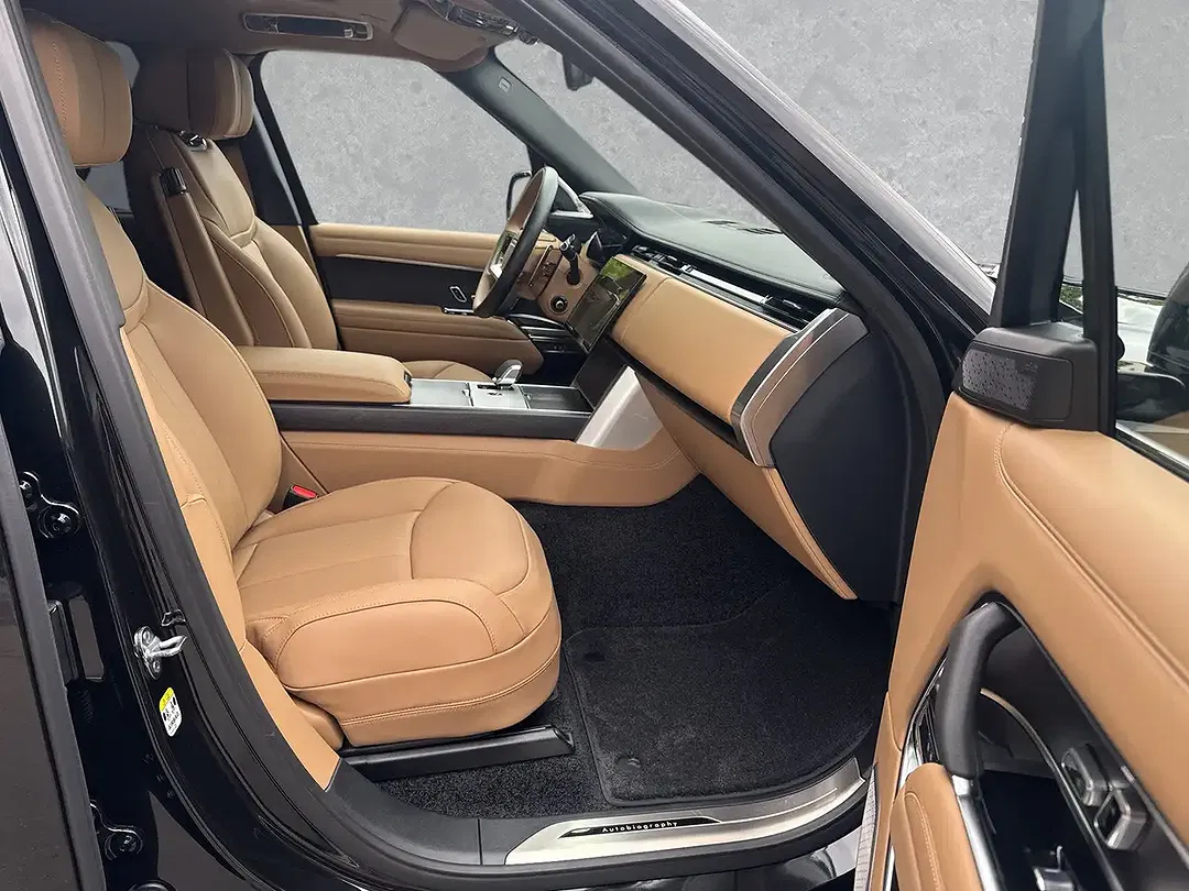 Land Rover Range Rover D350 Autobiography - Thumbnail 3