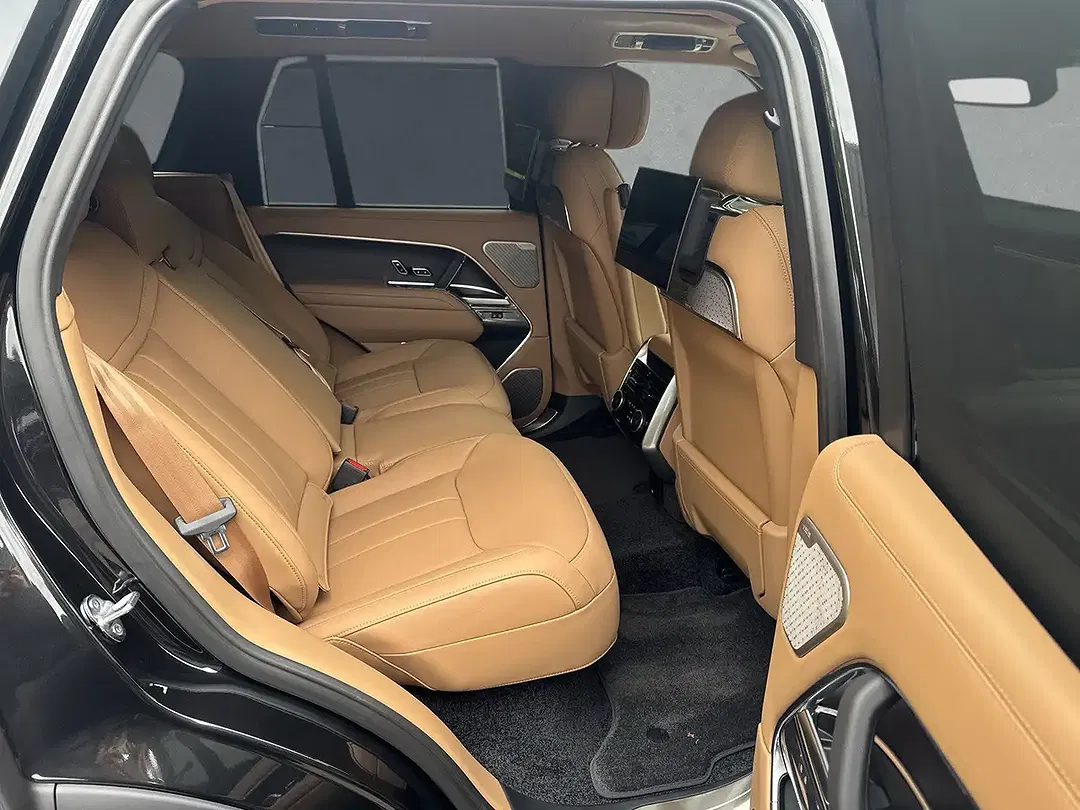 Land Rover Range Rover D350 Autobiography - Thumbnail 5