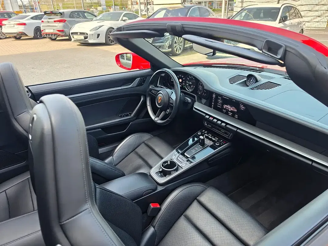 Porsche 911 Sport Chrono Carrera 4 S Cabriolet - Thumbnail 11