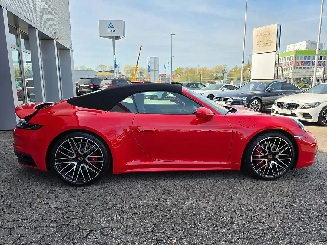 Porsche 911 Sport Chrono Carrera 4 S Cabriolet - Thumbnail 8