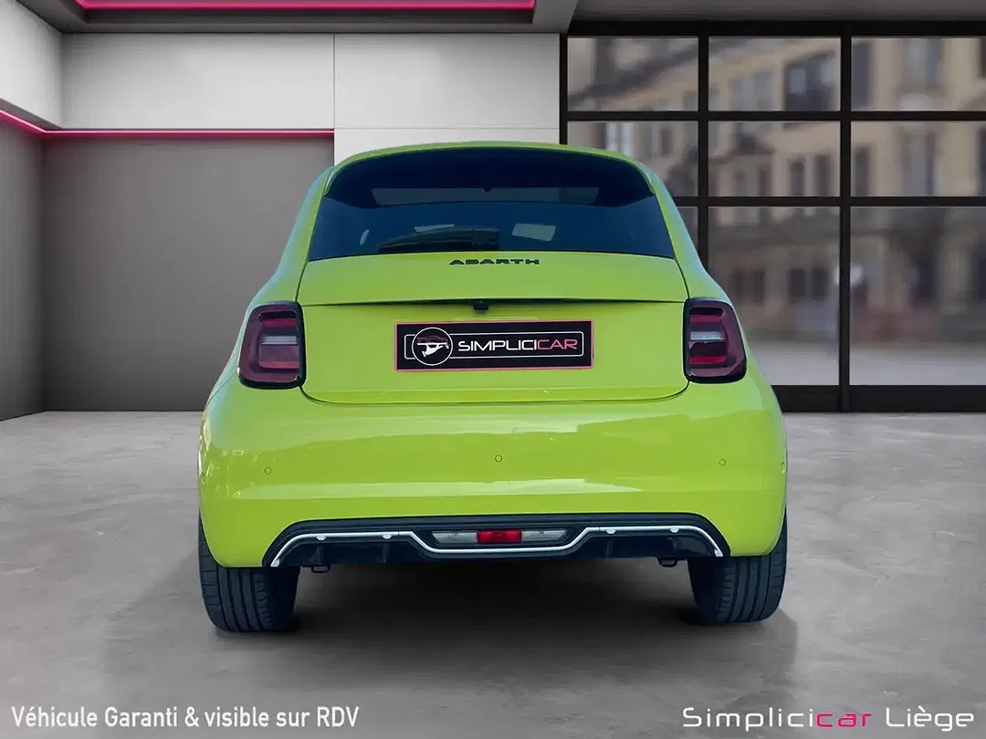 Abarth 500e - Thumbnail 6
