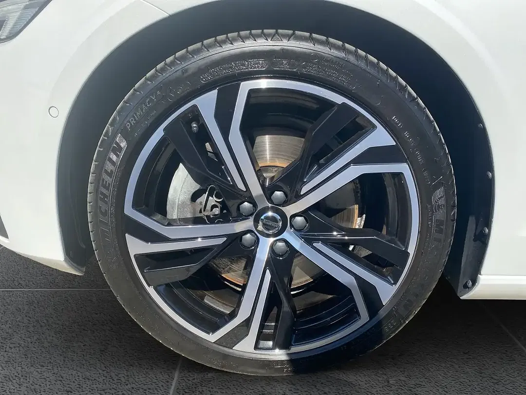 Volvo S60 B5 AWD Ultimate Dark - foto 15