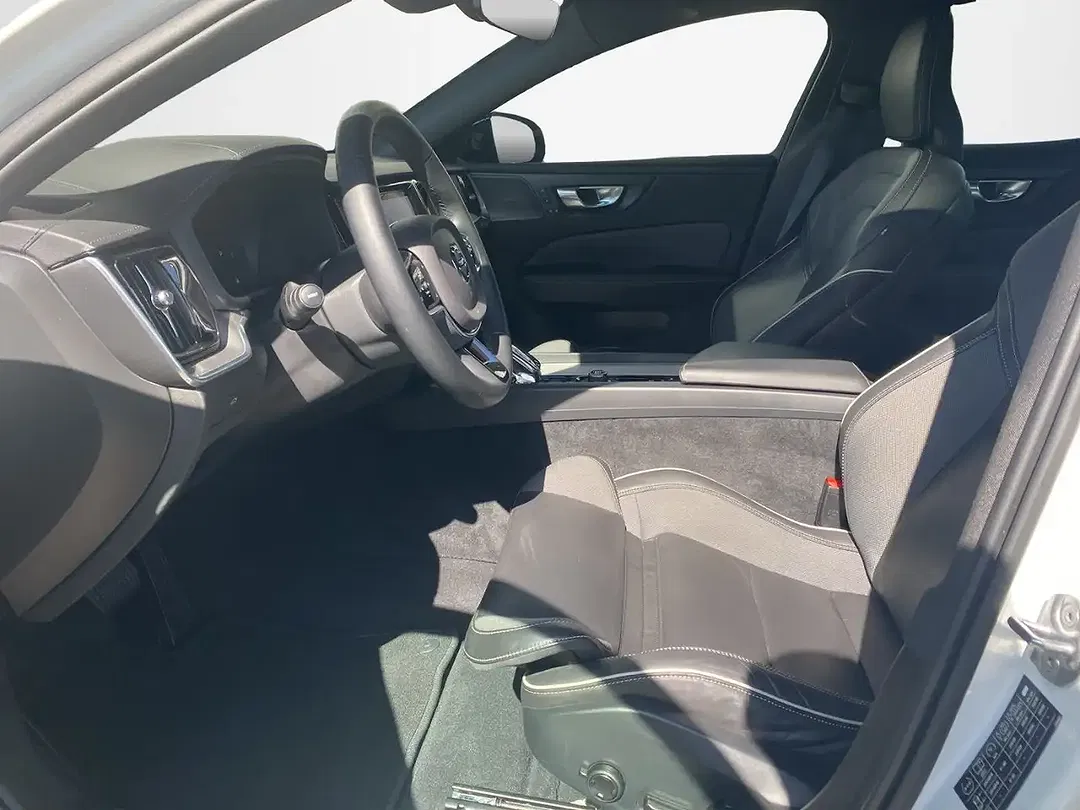 Volvo S60 B5 AWD Ultimate Dark - Thumbnail 7