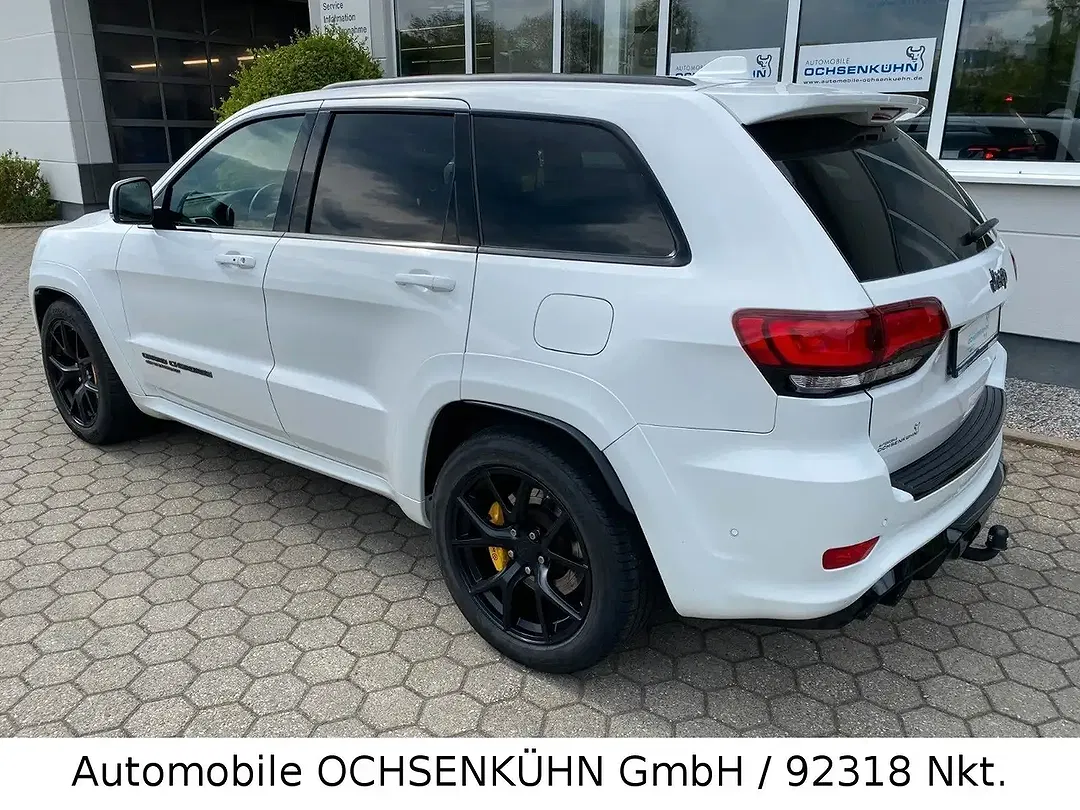 Jeep Grand Cherokee 6.2 V8 HEMI - foto 2