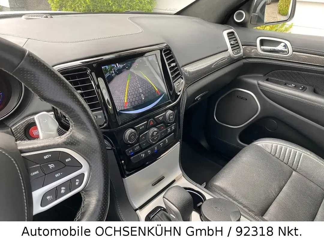 Jeep Grand Cherokee 6.2 V8 HEMI - Thumbnail 9