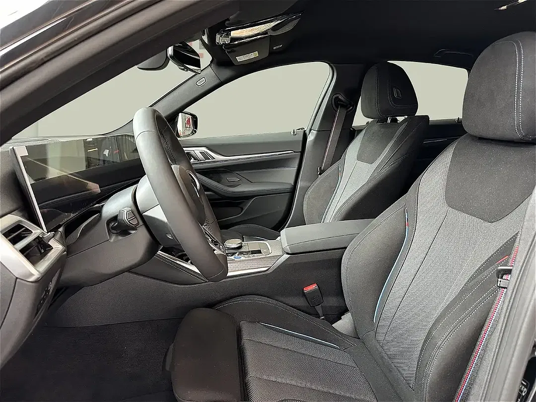 BMW i4 eDrive M Gran Coupe - Thumbnail 6