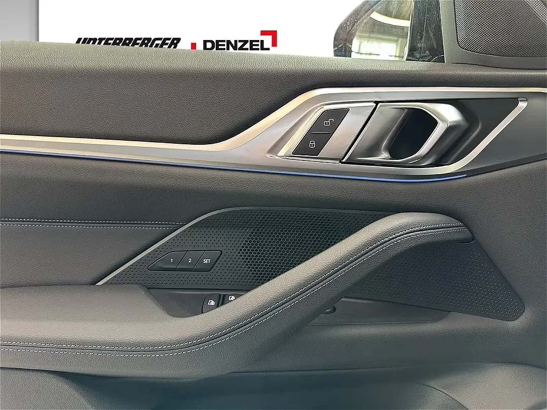 BMW i4 eDrive M Gran Coupe - Thumbnail 9