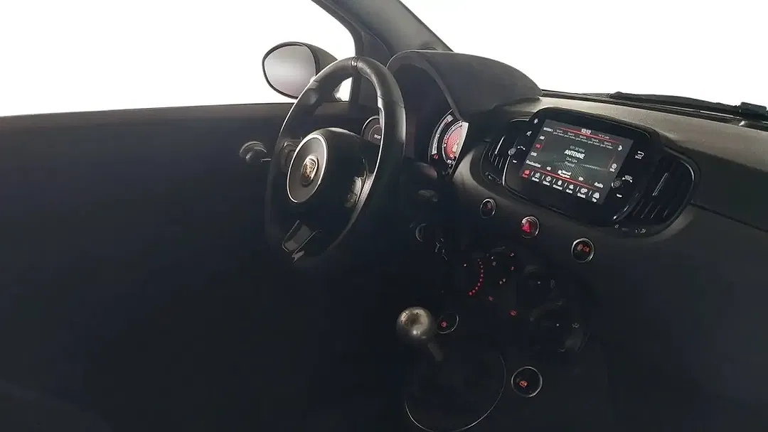 Abarth 695 - Thumbnail 6