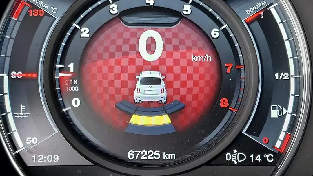 Abarth 695 - foto 8