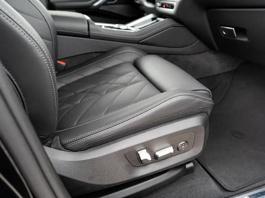 BMW X6 xDrive M Sport Pro - Thumbnail 12
