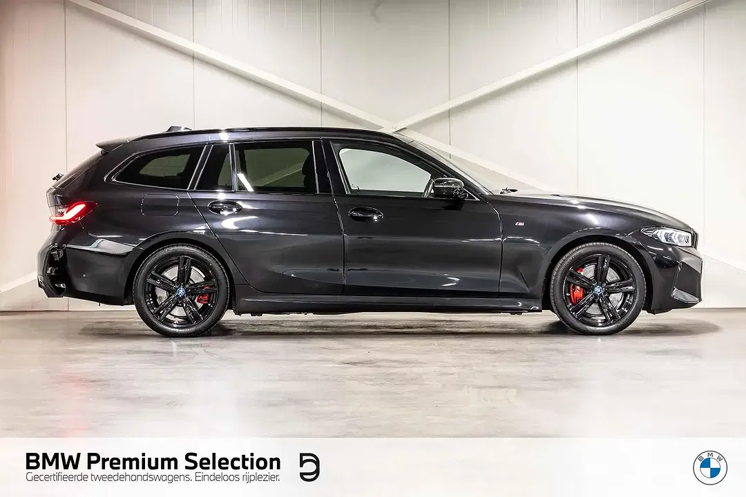 BMW 330 Touring M Sport - Thumbnail 3