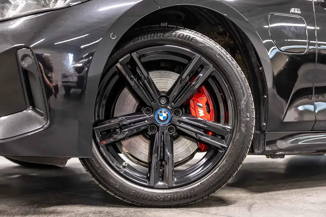 BMW 330 Touring M Sport - Thumbnail 6
