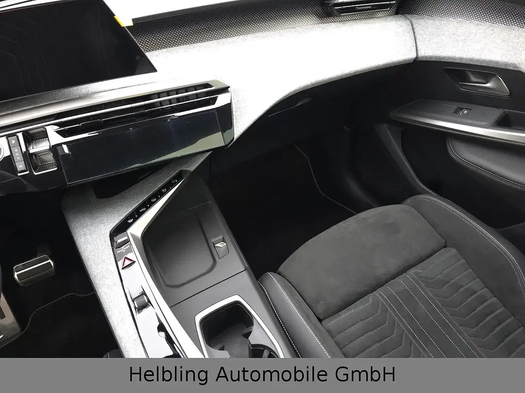 Peugeot 3008 145 Hybrid GT Exclusive - Thumbnail 11