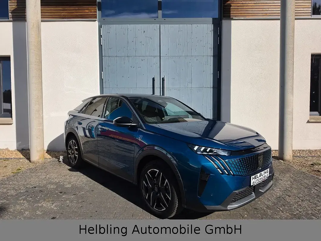 Peugeot 3008 145 Hybrid GT Exclusive - Thumbnail 6