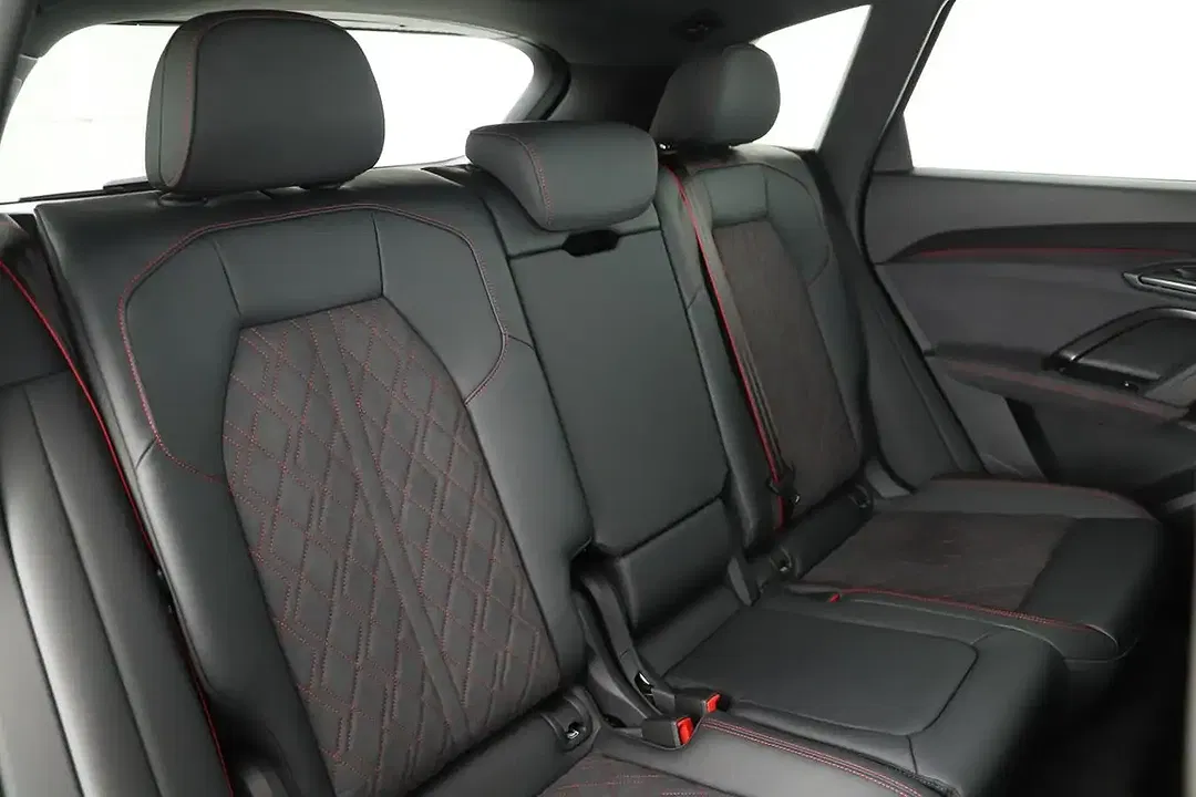 Audi Q5 TDI S tronic quattro Edition One Pro - Thumbnail 6