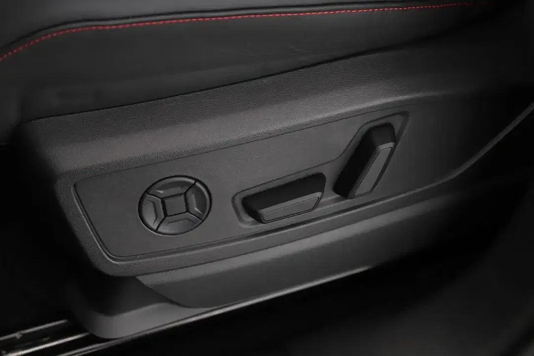 Audi Q5 TDI S tronic quattro Edition One Pro - Thumbnail 8