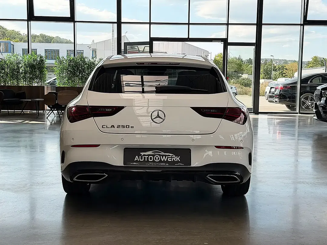 Mercedes-Benz CLA 250 - Thumbnail 13