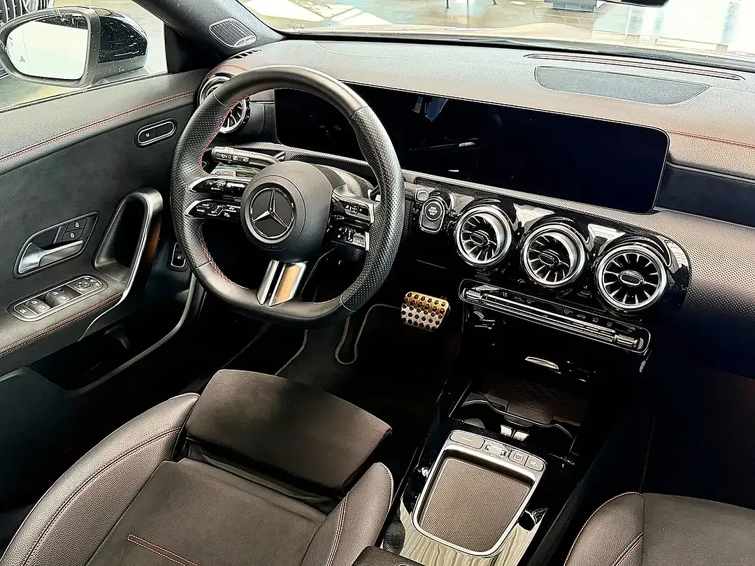Mercedes-Benz CLA 250 - Thumbnail 24
