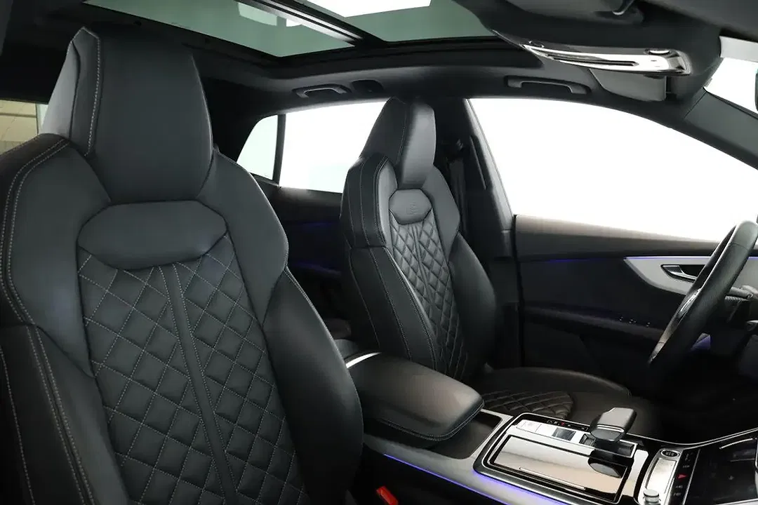 Audi Q8 50 TDI Matrix LED S line sport - Thumbnail 14