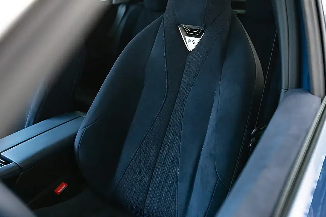 DS Automobiles N°8 - Thumbnail 14