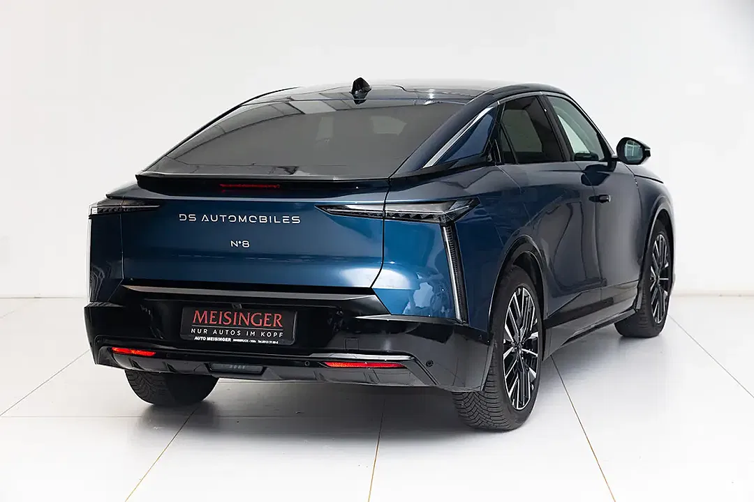 DS Automobiles N°8 - foto 2