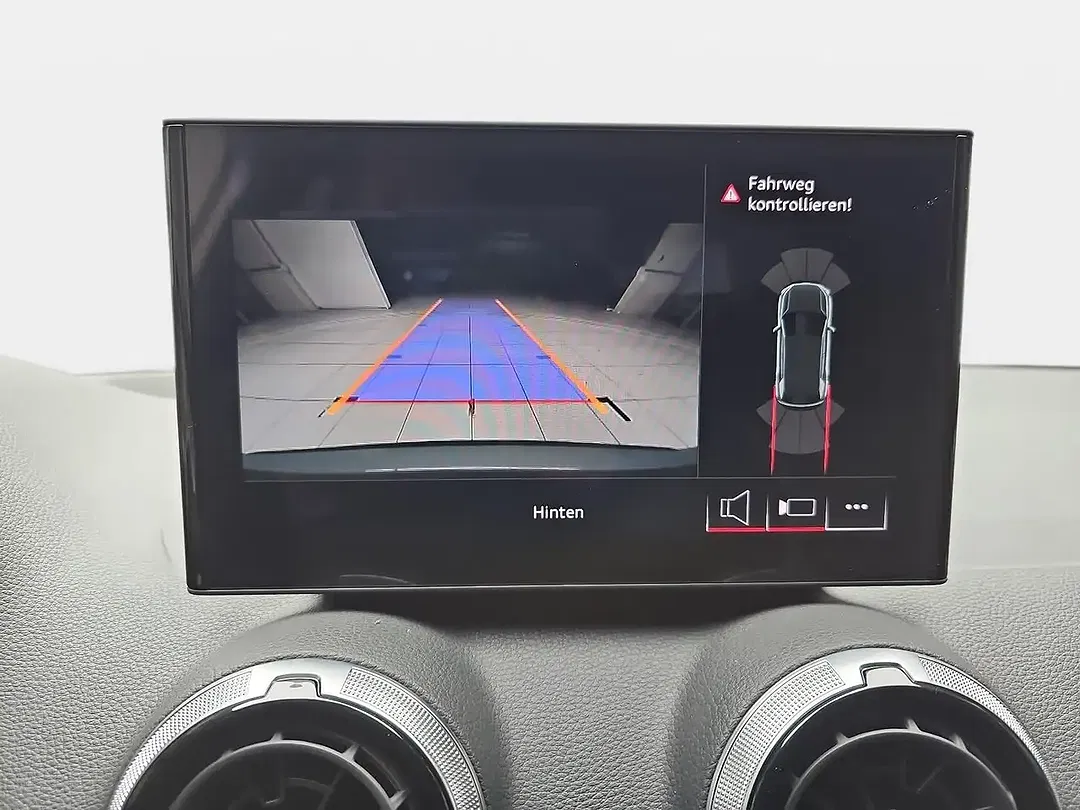 Audi Q2 35 TFSI S tronic S line - Thumbnail 10