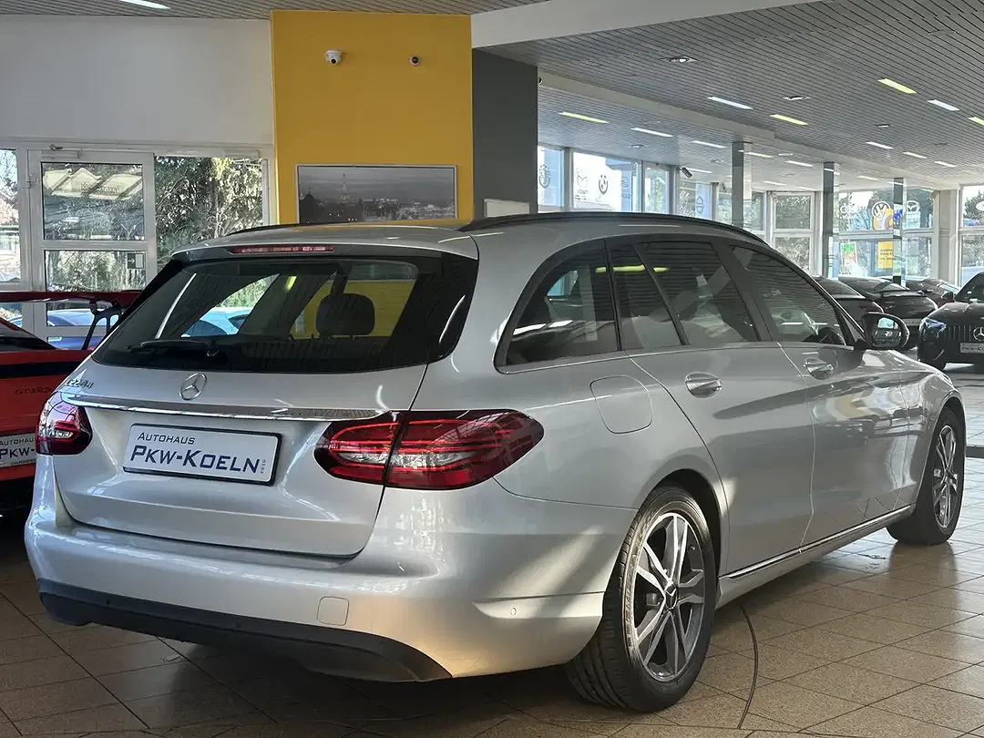 Mercedes-Benz C 220 - Thumbnail 3