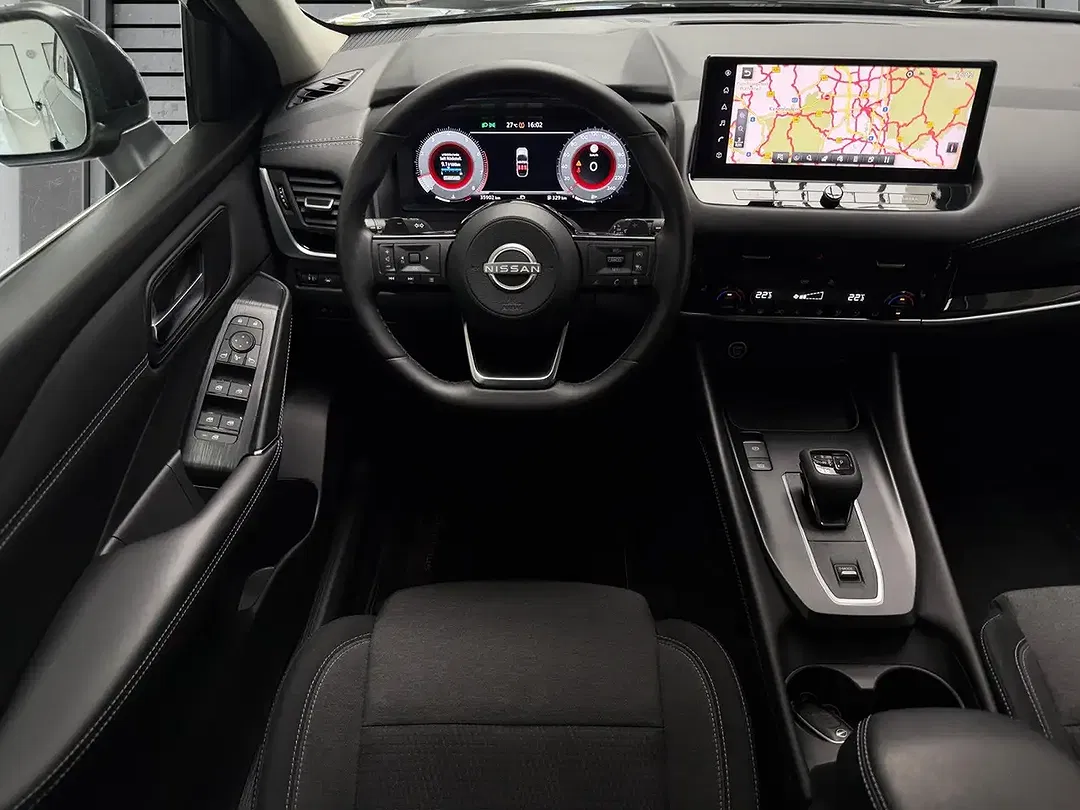 Nissan Qashqai AUT N-Connecta - Thumbnail 6