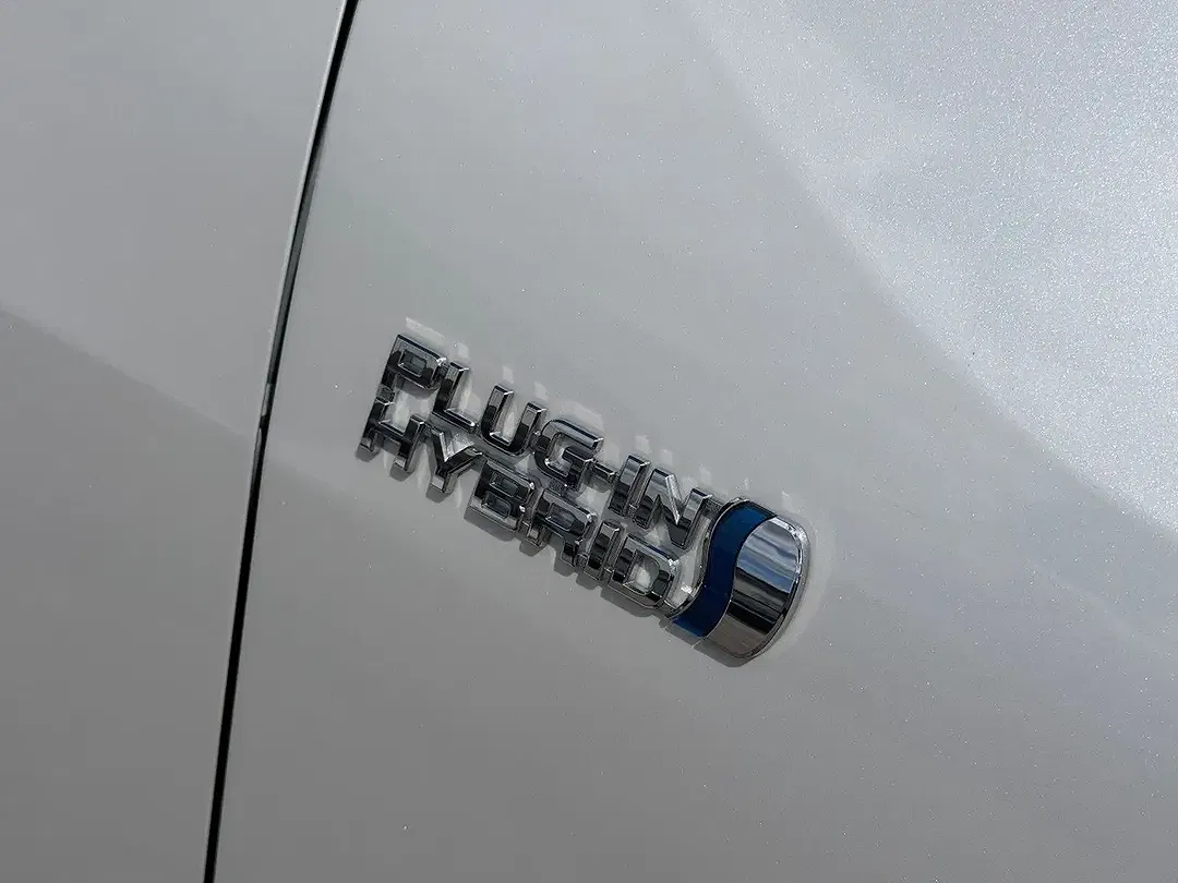 Suzuki Across Hybrid Comfort+ - Thumbnail 7